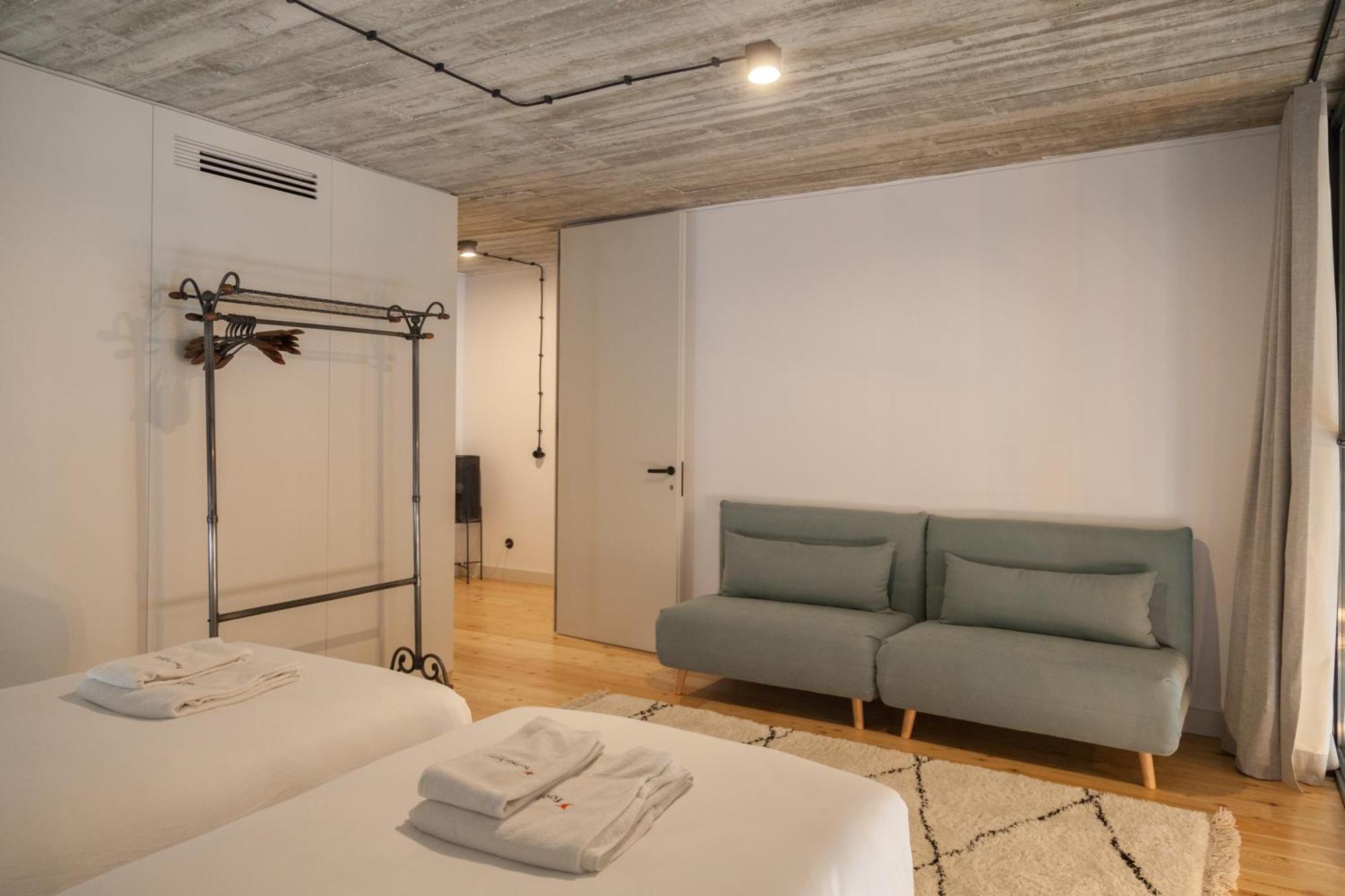 Apartment Flh Intendente Fashion Mezzanine With Balcony Lisbon