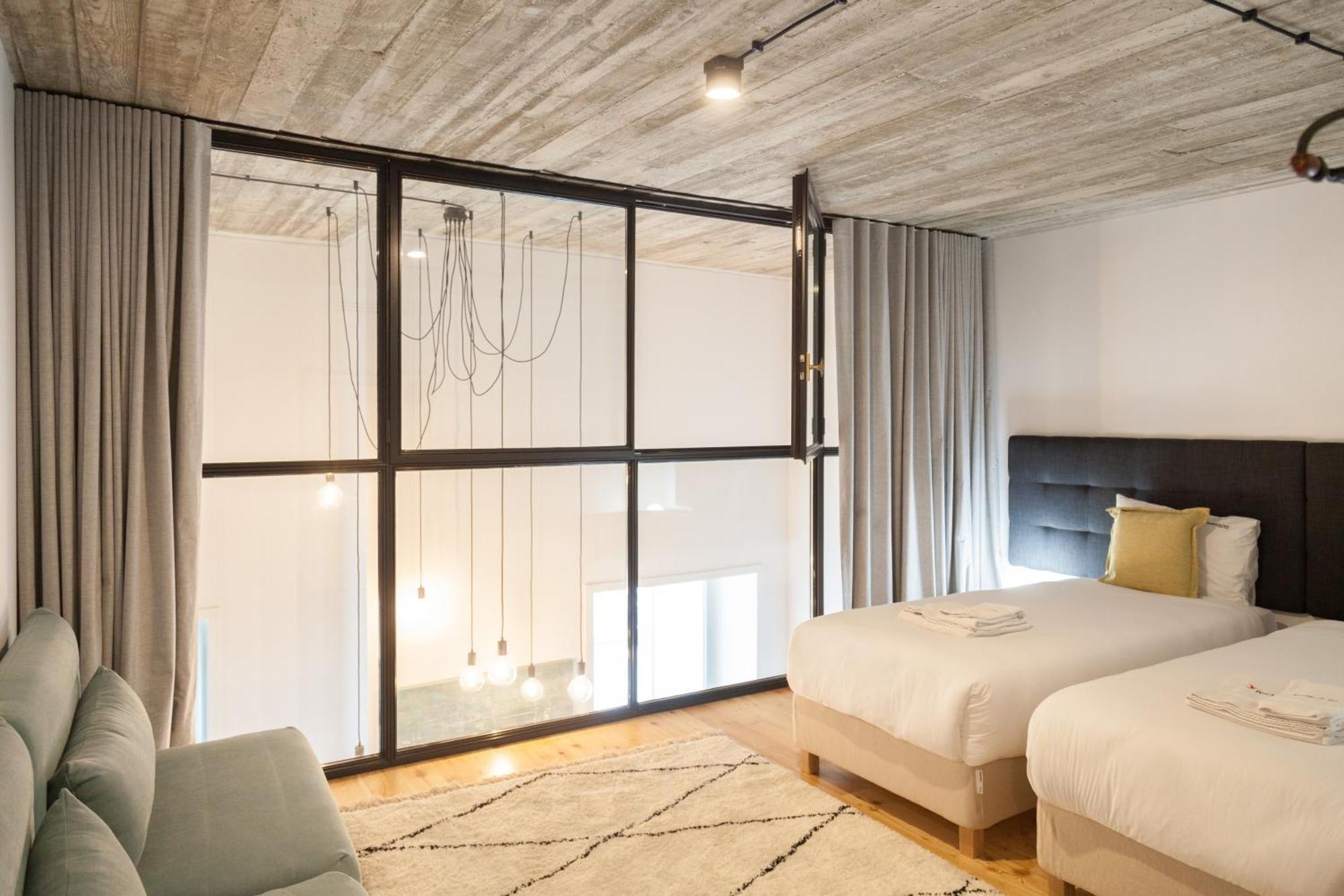 Flh Intendente Fashion Mezzanine With Balcony Apartment Lisbon